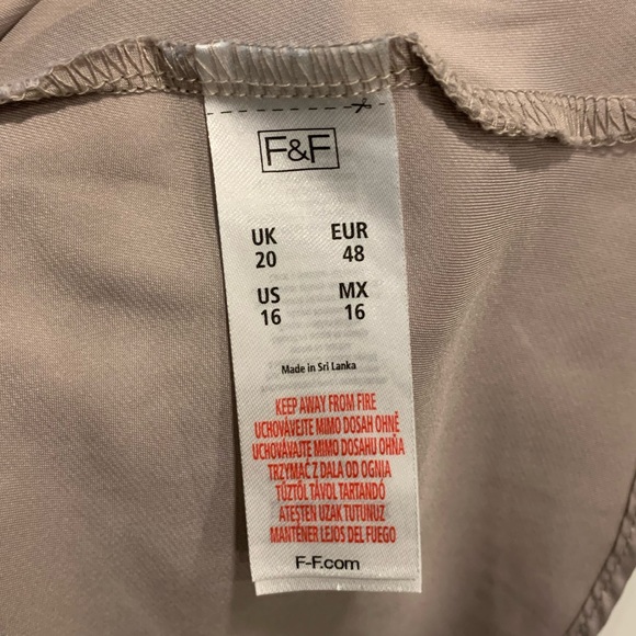 Lavender Cami, satin and cream coloured lace - Picture 5 of 6